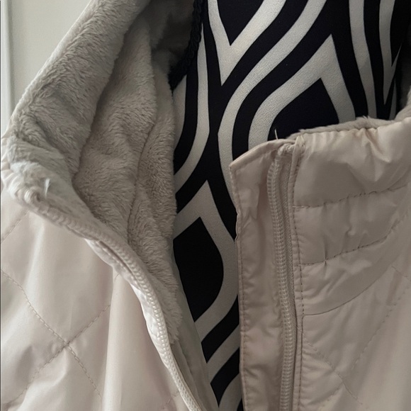 Like🆕 COLUMBIA Light Cream Quilted Jacket size M - Picture 4 of 6